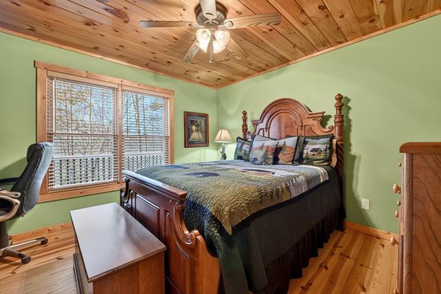 146 Neaptide Drive, Ellijay, GA 30540