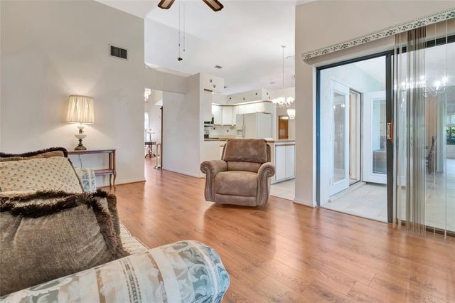 9835 LAKESHORE DRIVE, Clermont, FL 34711