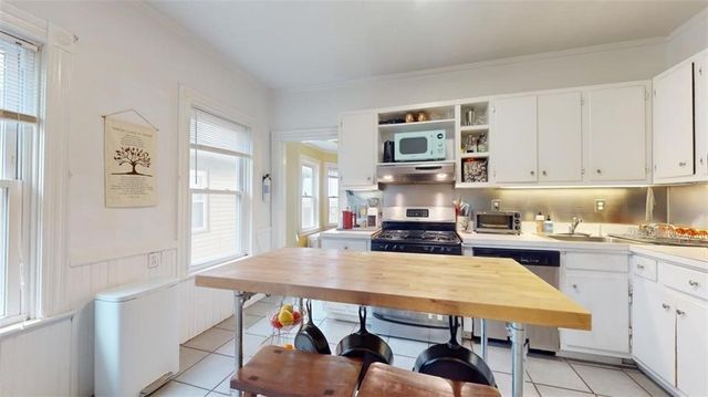 163 Camp Street 3, Providence, RI 02906