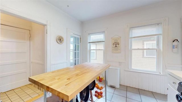 163 Camp Street 3, Providence, RI 02906