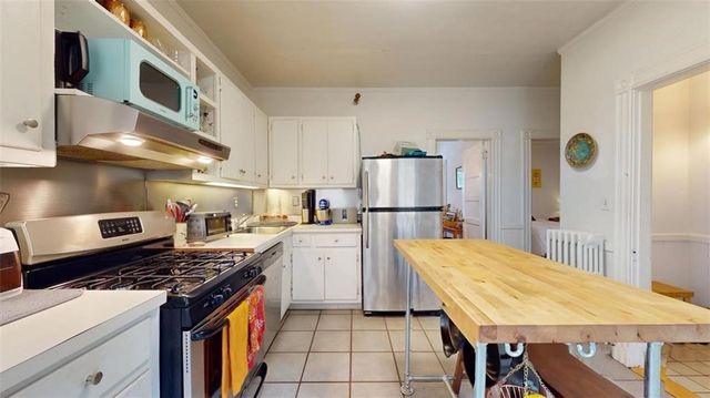 163 Camp Street 3, Providence, RI 02906