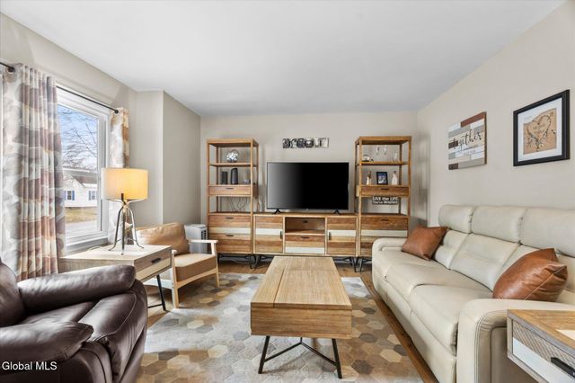 6 Moreau Drive, South Glens Falls, NY 12803