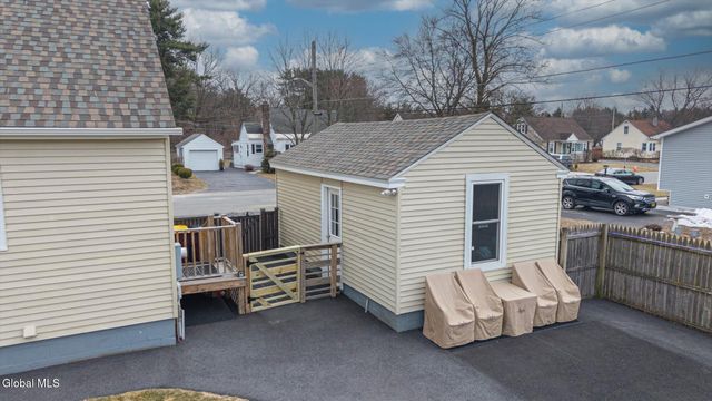 6 Moreau Drive, South Glens Falls, NY 12803