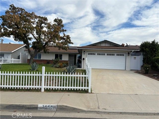 3555 Dixie, Riverside, CA 92503