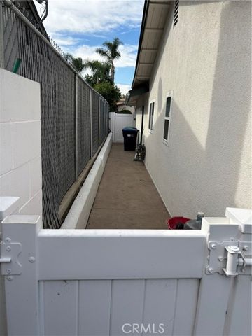 3555 Dixie, Riverside, CA 92503