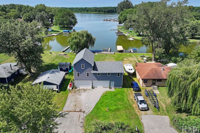35806 N Marine Drive, Fox Lake, IL 60020