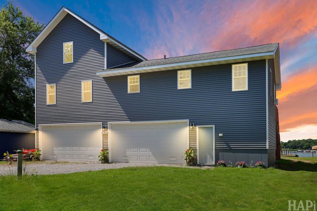 35806 N Marine Drive, Fox Lake, IL 60020