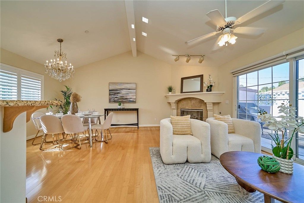 Image 1 of property listing at 2503 Perkins Lane, Redondo Beach, CA 90278