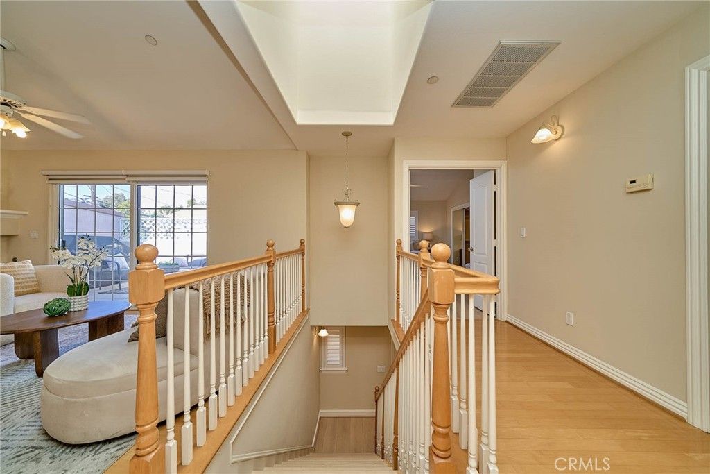 Image 11 of property listing at 2503 Perkins Lane, Redondo Beach, CA 90278