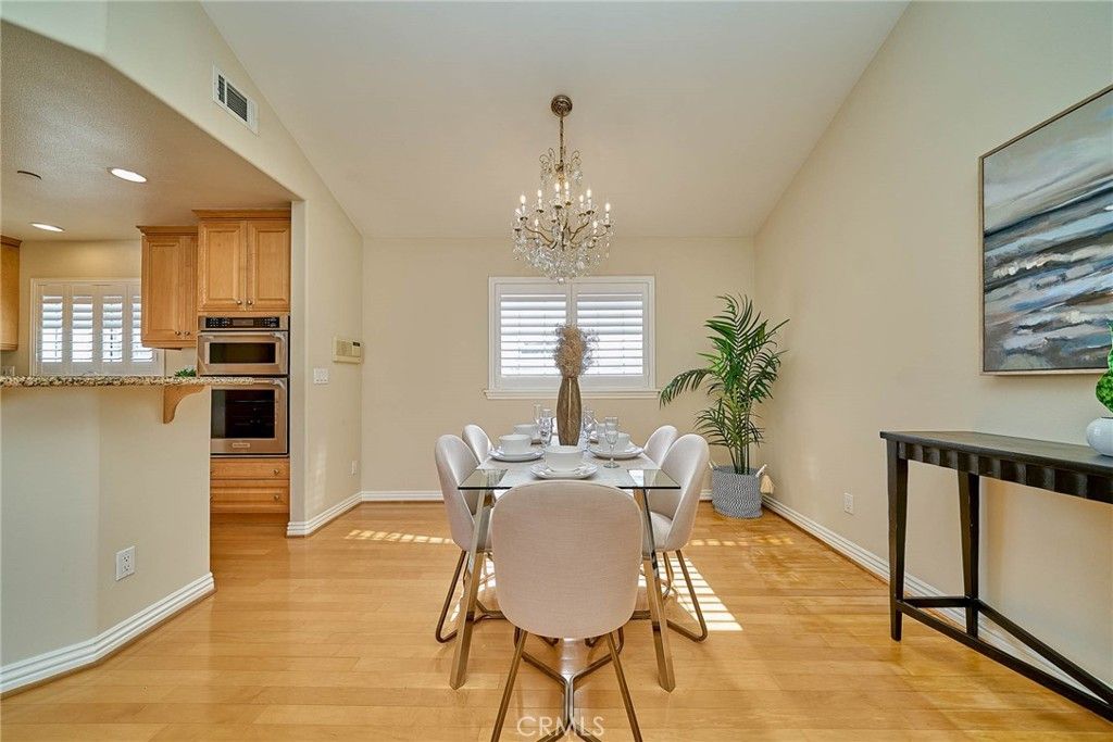 Image 15 of property listing at 2503 Perkins Lane, Redondo Beach, CA 90278