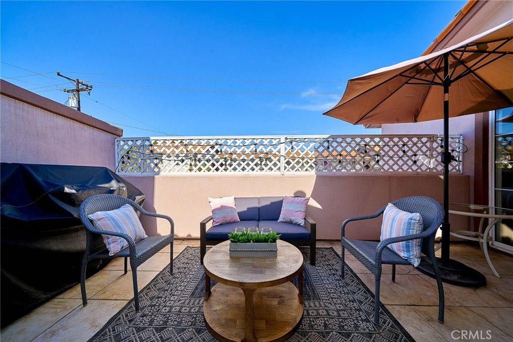 Image 41 of property listing at 2503 Perkins Lane, Redondo Beach, CA 90278