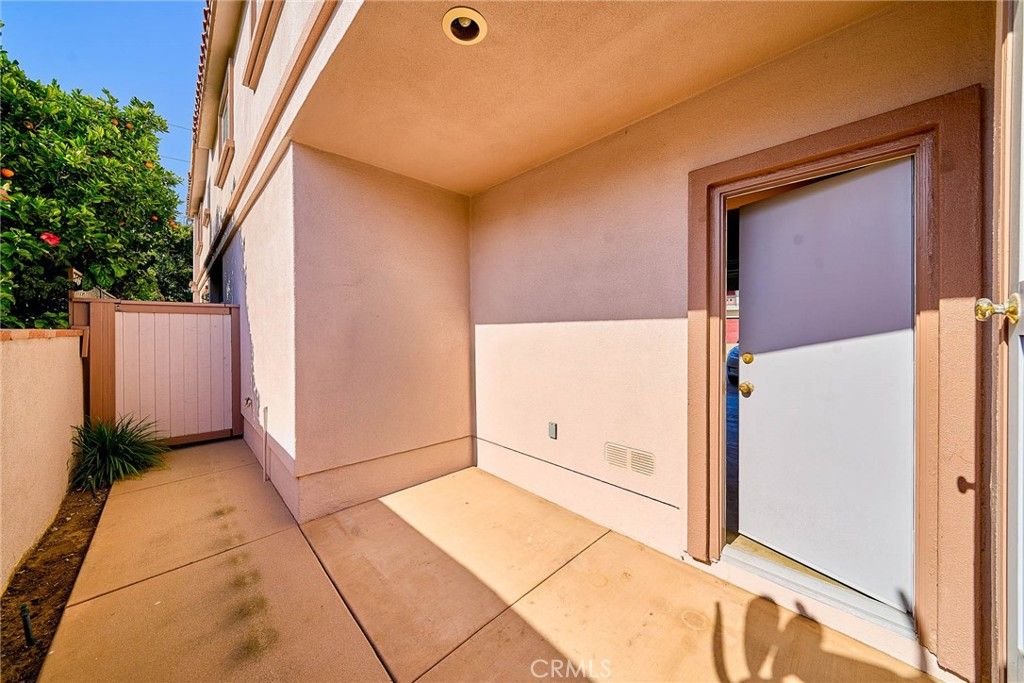 Image 43 of property listing at 2503 Perkins Lane, Redondo Beach, CA 90278