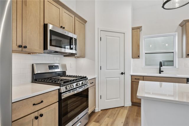 642 Maclan Court, Iowa City, IA 52246