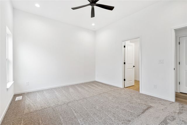 642 Maclan Court, Iowa City, IA 52246