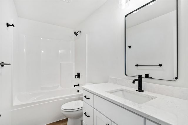 642 Maclan Court, Iowa City, IA 52246