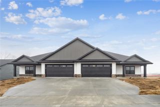 642 Maclan Court, Iowa City, IA 52246