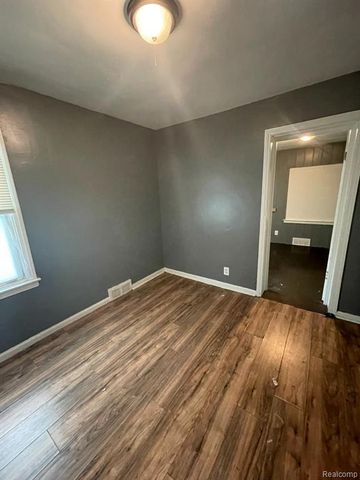 10444 Wayburn Street, Detroit City, MI 48224