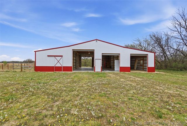 3300 S 4230 Road, Chelsea, OK 74016