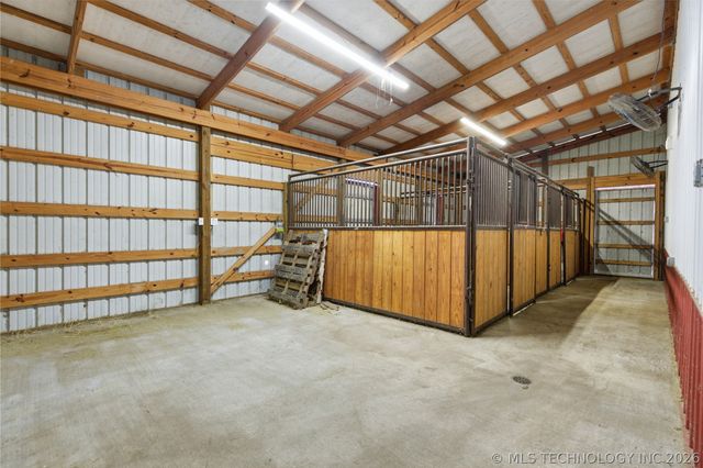 3300 S 4230 Road, Chelsea, OK 74016