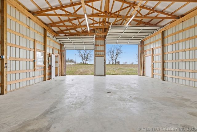 3300 S 4230 Road, Chelsea, OK 74016