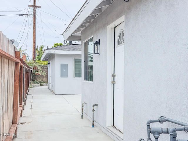 1301 Kingswood Way 2, Oxnard, CA 93030