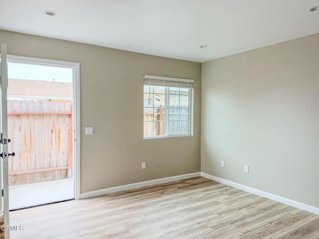 1301 Kingswood Way 2, Oxnard, CA 93030