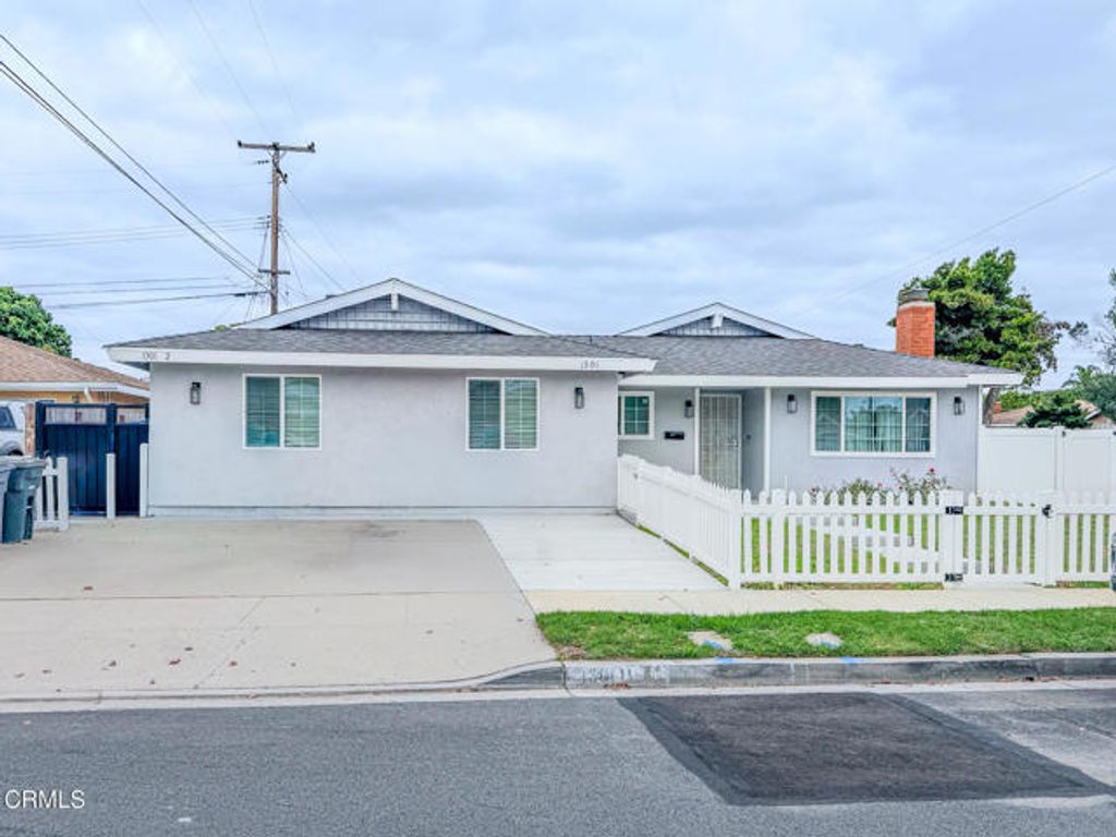 1301 Kingswood Way 2, Oxnard, CA 93030