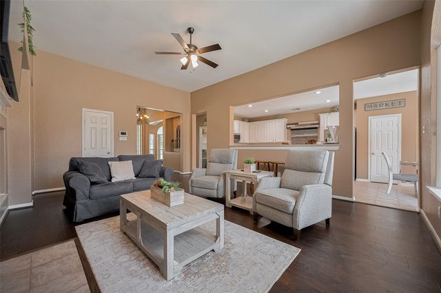 14207 Grove Estates Lane, Cypress, TX 77429