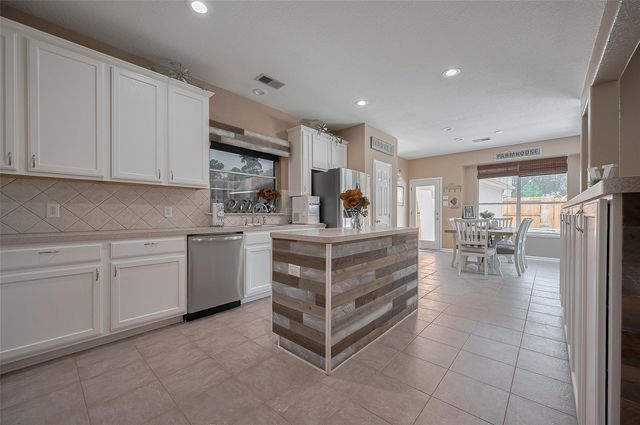 14207 Grove Estates Lane, Cypress, TX 77429