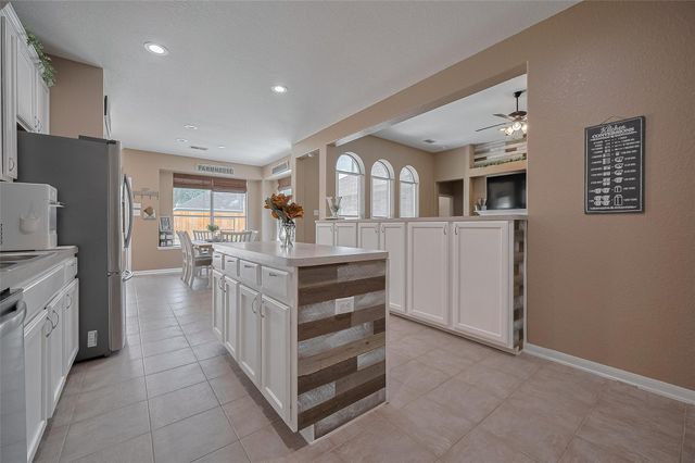 14207 Grove Estates Lane, Cypress, TX 77429