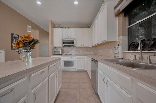 14207 Grove Estates Lane, Cypress, TX 77429