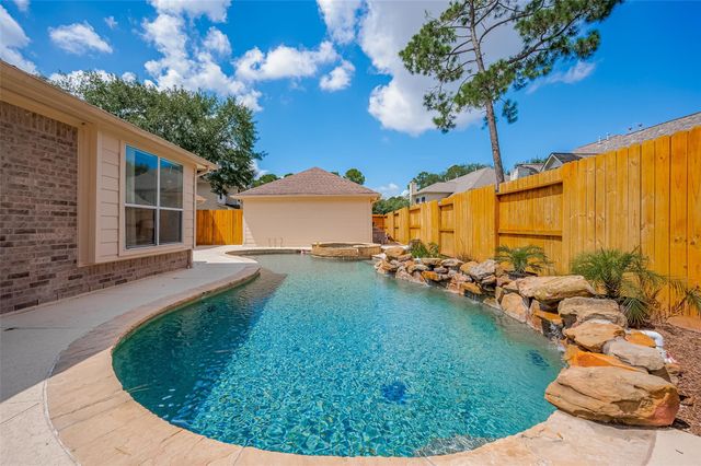 14207 Grove Estates Lane, Cypress, TX 77429