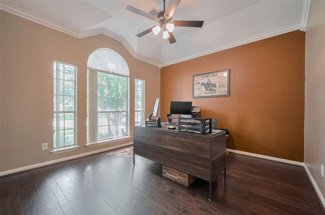 14207 Grove Estates Lane, Cypress, TX 77429