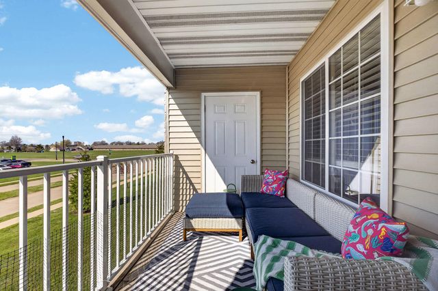 400 E Franklin Street 204, Eldridge, IA 52748