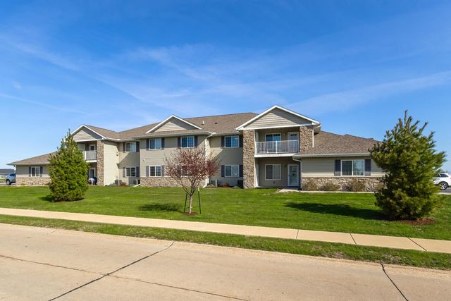 400 E Franklin Street 204, Eldridge, IA 52748
