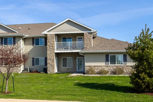 400 E Franklin Street 204, Eldridge, IA 52748