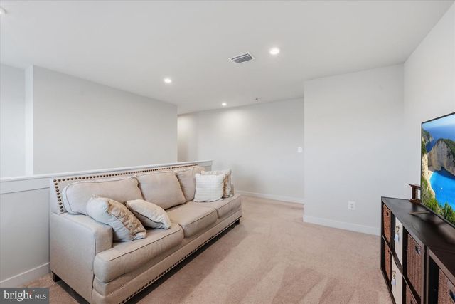 6589 BOB WHITE DR, Warrenton, VA 20187