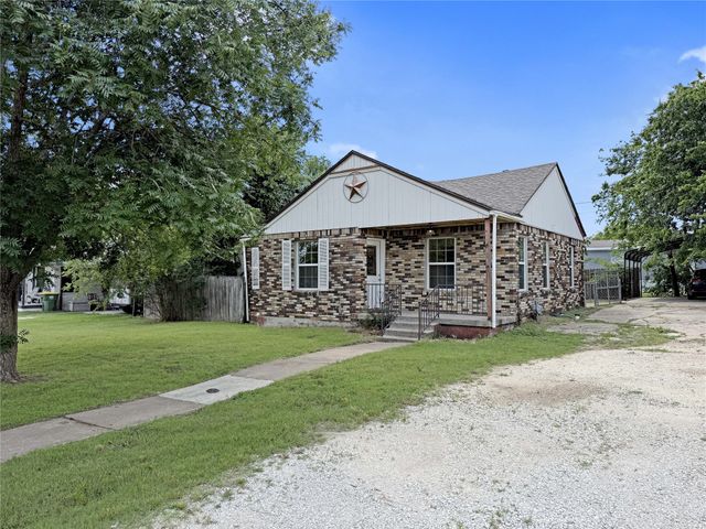 104 S 6th Street, Godley, TX 76044
