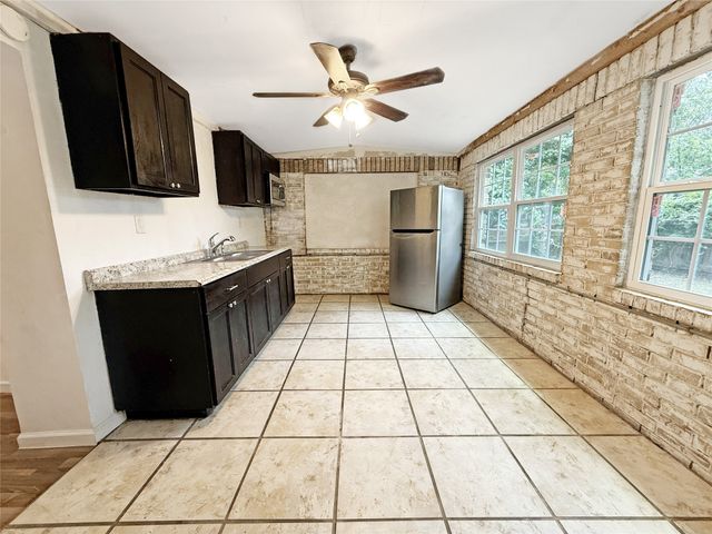 104 S 6th Street, Godley, TX 76044