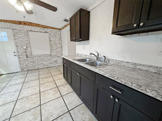 104 S 6th Street, Godley, TX 76044