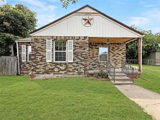104 S 6th Street, Godley, TX 76044