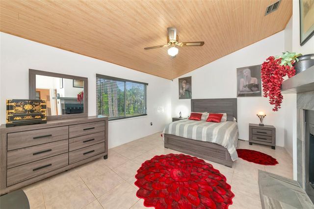 2631 FIESTA DRIVE, Venice, FL 34293