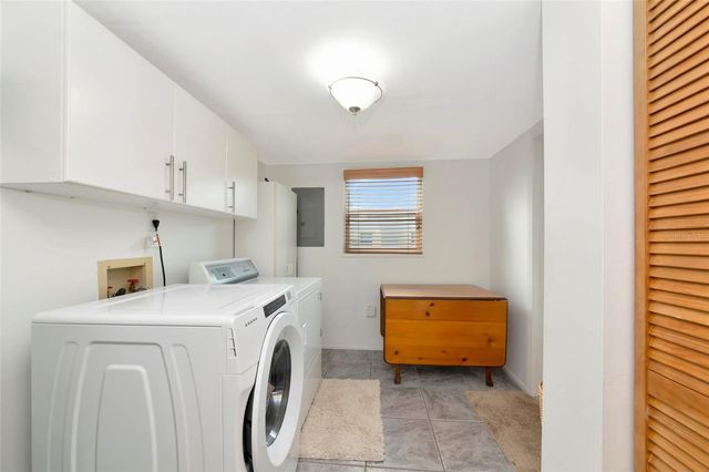 2631 FIESTA DRIVE, Venice, FL 34293