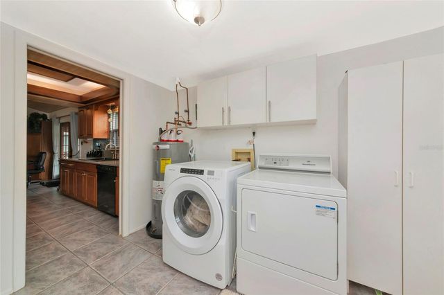 2631 FIESTA DRIVE, Venice, FL 34293