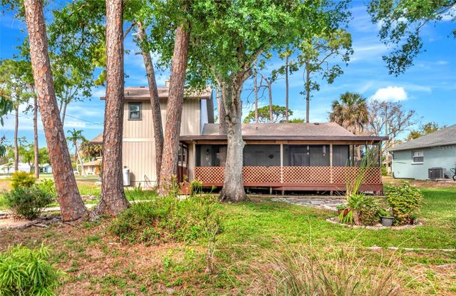 2631 FIESTA DRIVE, Venice, FL 34293