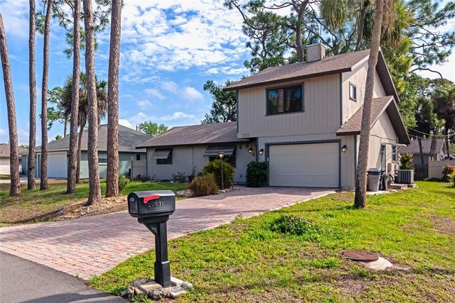 2631 FIESTA DRIVE, Venice, FL 34293