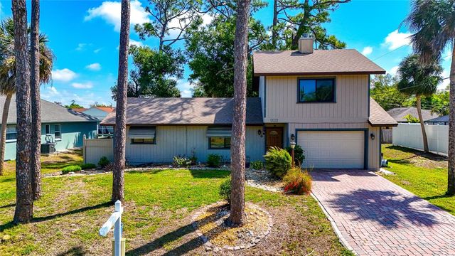 2631 FIESTA DRIVE, Venice, FL 34293