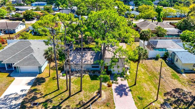 2631 FIESTA DRIVE, Venice, FL 34293