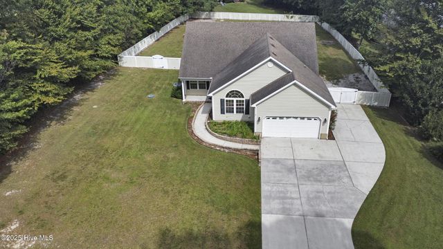 305 Drake Landing, New Bern, NC 28560
