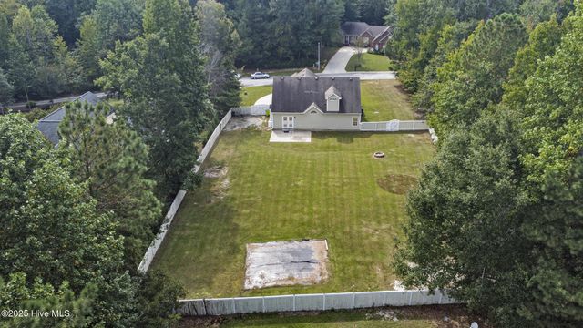 305 Drake Landing, New Bern, NC 28560